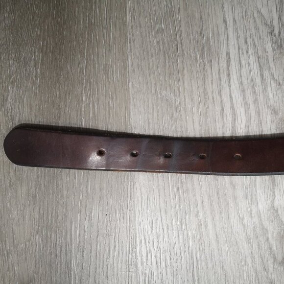 Eddie Bauer Men's Size 40 Dark Brown Leather Belt with Brass Buckle - Picture 4 of 6